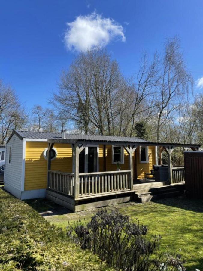 Ruime 5-Persoons Chalet Aan Het Bergumermeer Suameer 外观 照片